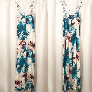 Olive & Oak floral dress perfect for beach wedding